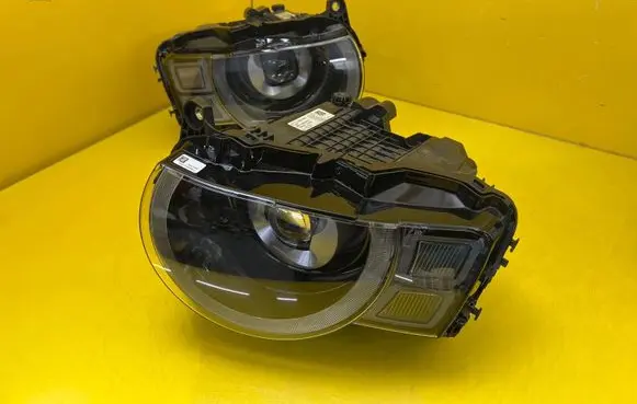 Land Rover Defender Headlight/headlamp L8B213W030FJ