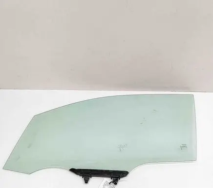 Toyota C-HR II Front door window glass four-door 68102F4050