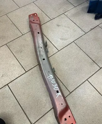 Renault Twingo III Radiator support slam panel
