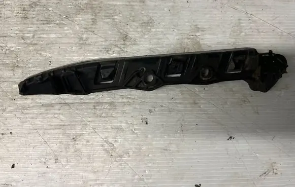 BMW 5 E60 E61 Front bumper mounting bracket 7178078autopartsa1