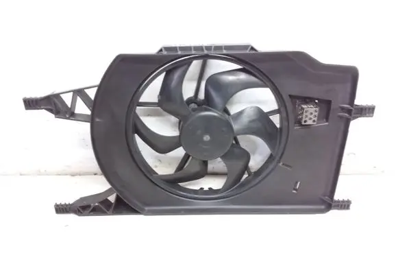 Renault Vel Satis Radiator cooling fan shroud 8200025636