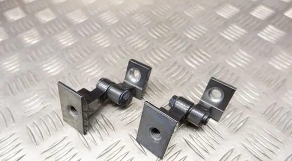 BMW X2 F39 Front door hinges set 7246067 7246065