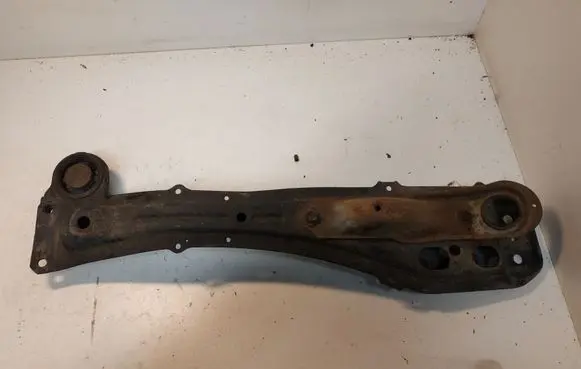 Toyota Avensis T250 Front subframe