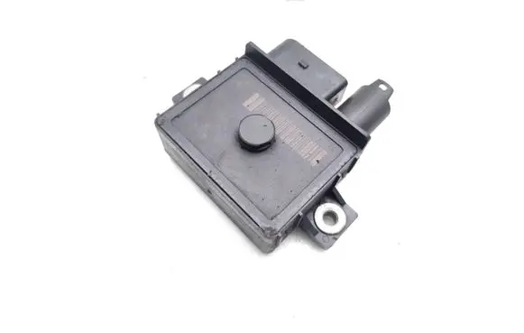 BMW 1 E81 E87 Glow plug pre-heat relay 779800007 0522120102