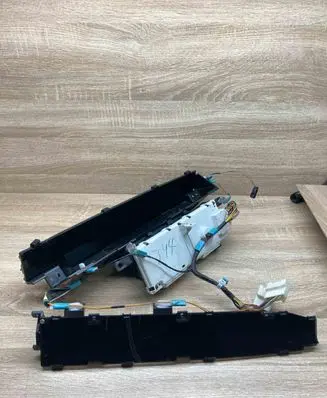 Toyota Prius (XW20) Speedometer (instrument cluster) 8380047311A 8214247040 RHD
