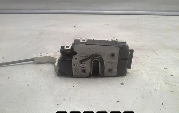 Front door lock