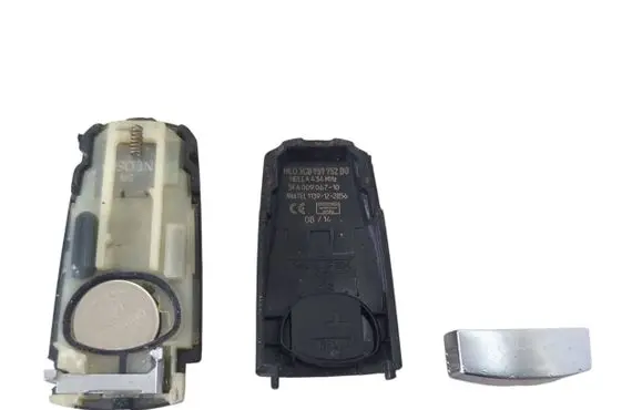 Volkswagen PASSAT B7 Ignition key/card 3C0959752BG 4A30CR01 5FA00906710