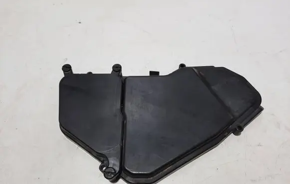 Volkswagen Touareg I Fuse box cover 7L0937576B