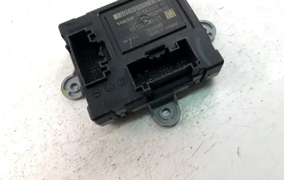 Volvo V70 Other control units/modules 31343028AC