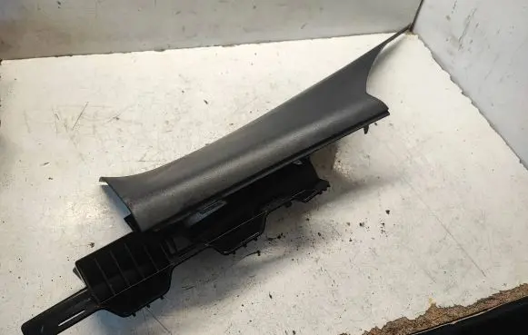 Ford Mustang VI Other interior part FR3B6331010