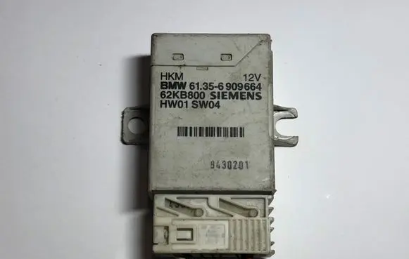 BMW 5 E39 Tailgate/trunk control unit/module 6909664 61356909664