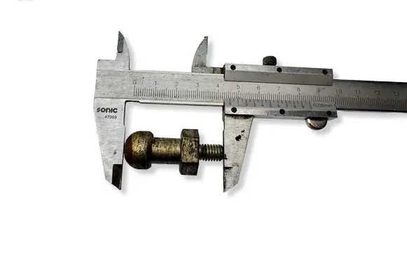 Subaru Legacy Clutch release arm fork 