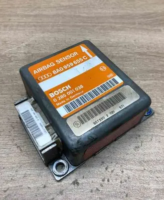Audi A4 S4 B5 8D Airbag control unit/module 8A0959655C 0285001038
