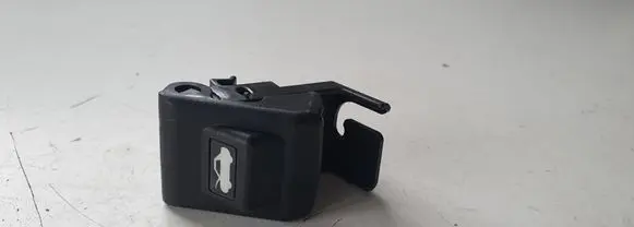 Mazda 3 II Engine bonnet (hood) release handle