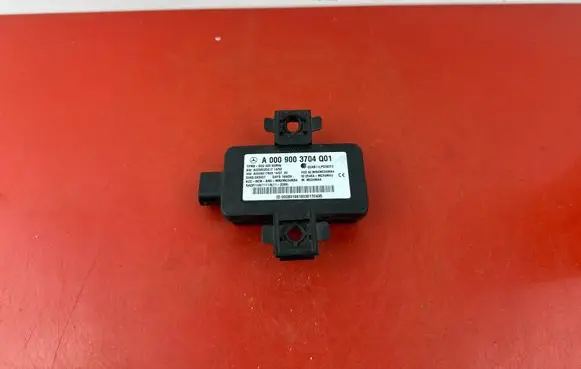 Mercedes-Benz C W205 Tire pressure control unit A0009003704