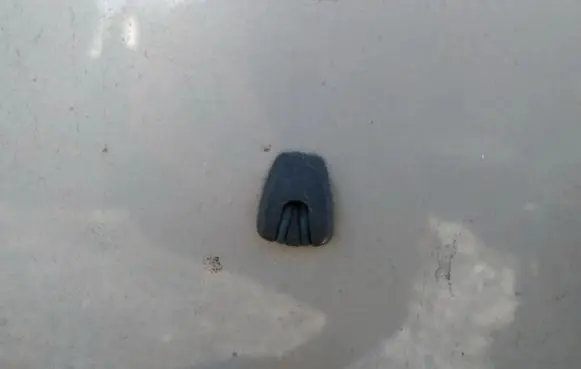 Volvo S80 Windshield washer spray nozzle 