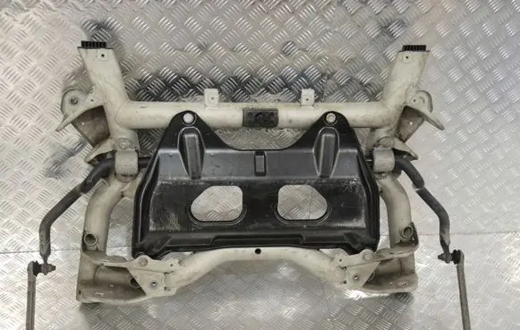 Mercedes-Benz CLS C218 X218 Front subframe 218628010000