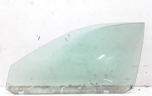 Audi A4 S4 B5 8D Front door window glass four-door AS2M223DOT25