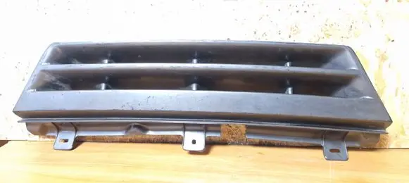 Opel Omega A Front grill Op07002