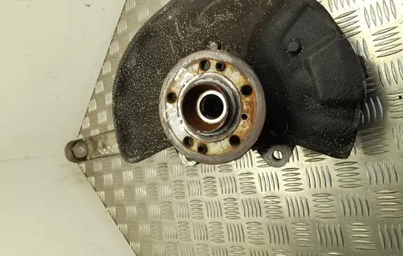 Mercedes-Benz GLE (W166 - C292) Front wheel hub 16610HFB
