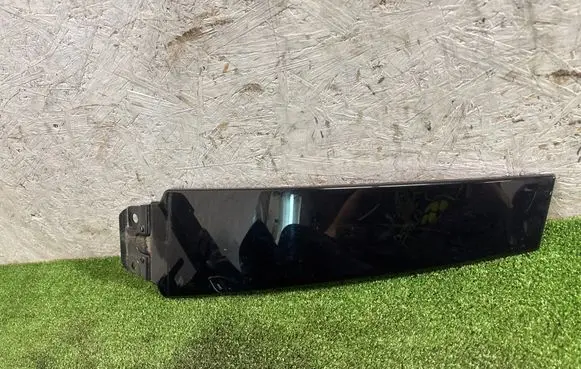 Maserati Ghibli Front door glass trim molding 6700247870 16079