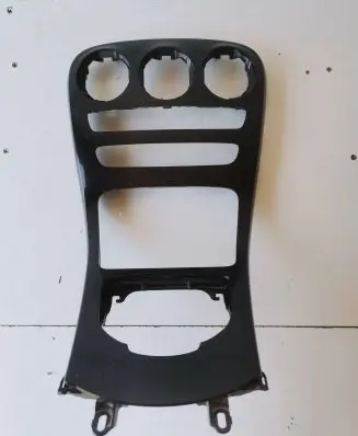 Mercedes-Benz C W205 Center console A2056803208