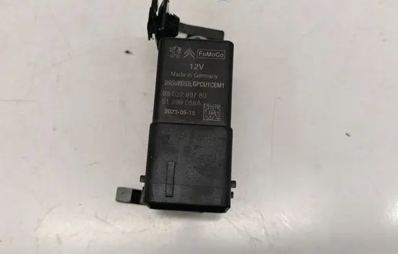 Opel Grandland X Other relay 9803299780