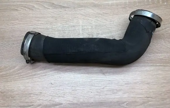 Audi A4 S4 B7 8E 8H Intercooler hose/pipe 8E0145708L 8E0145708K