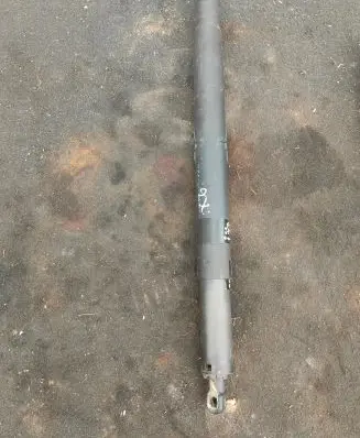BMW X6 E71 Tailgate strut 7201939