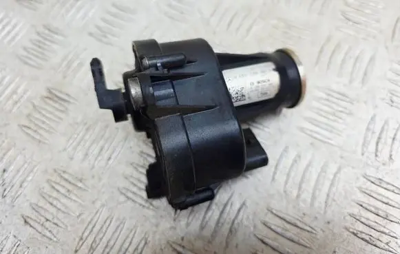 Mercedes-Benz E W212 Intake manifold valve actuator/motor A6511500094