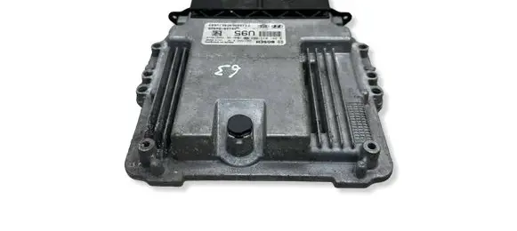 KIA Ceed Engine control unit/module 391402A925 0281033002