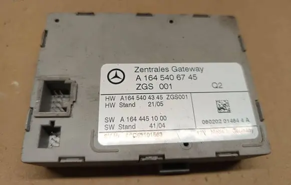 Mercedes-Benz ML W164 Gateway control module A1645406745 A1645404345 A1644451000