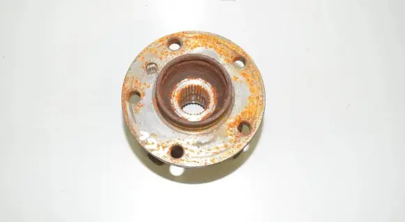 BMW X6 F16 Rear wheel ball bearing 6867811 33406867811 33416776651