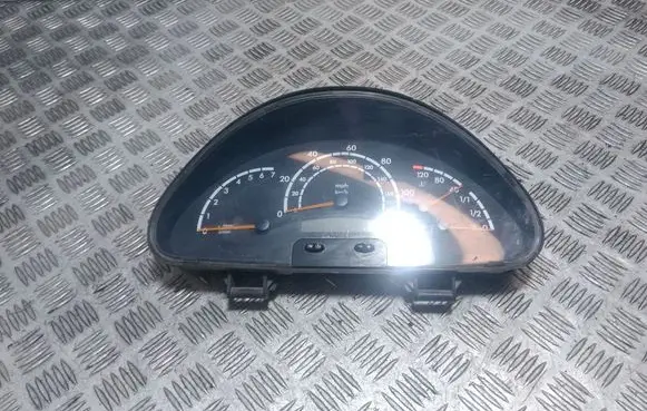Mercedes-Benz Sprinter W901 W902 W903 W904 Speedometer (instrument cluster) A0014468721
