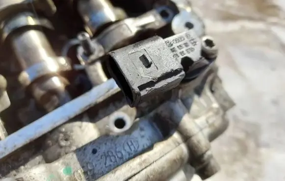 Audi A6 S6 C6 4F Camshaft position sensor 08e905163