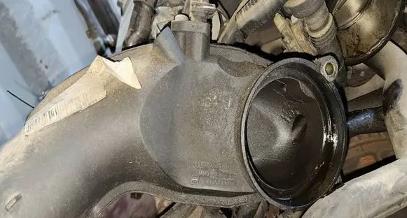 Audi A6 S6 C5 4B Air intake hose/pipe 078133356