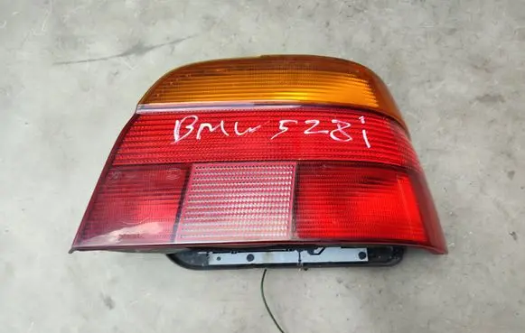 BMW 5 E39 Rear/tail lights 8358034 2VP00724004