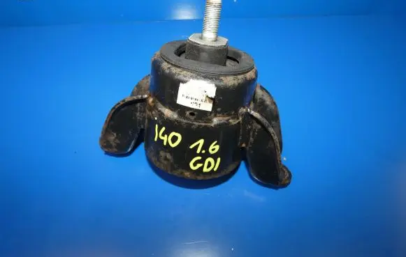 Hyundai i40 Engine mount bracket 21810-3Z000 1107090151