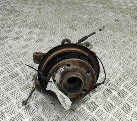 Mercedes-Benz Vito Viano W447 Rear wheel hub A4473505800