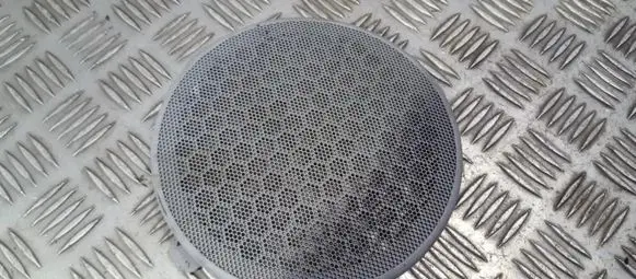 Side speaker trim/cover