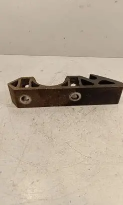 Audi Q7 4L Sway bar bush bracket, front 7L0411063B