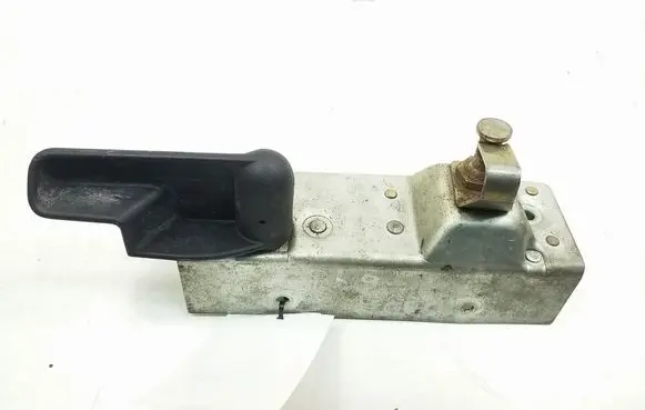 Mercedes-Benz Sprinter W901 W902 W903 W904 Tailgate/trunk/boot lock/catch/latch A9017400135