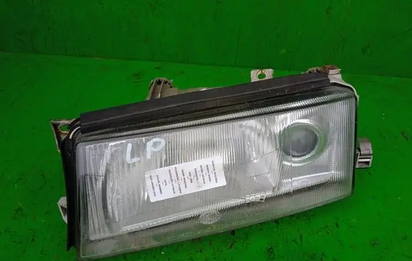 Skoda Octavia Mk1 (1U) Headlight/headlamp