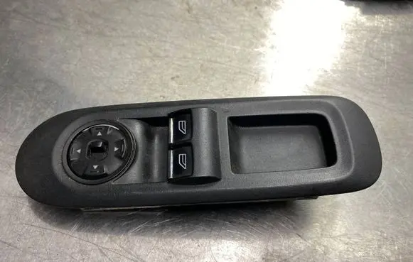 Ford Galaxy Electric window control switch 7S7T14A132CB A0907A15341