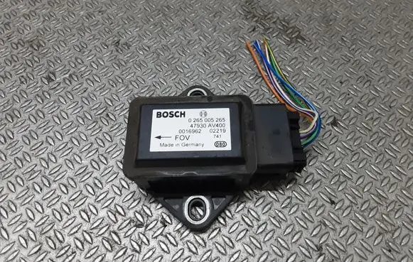 Nissan Primera ESP acceleration yaw rate sensor 47930AV400