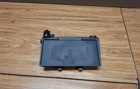 KIA Niro Wireless charging module 95560-q4100