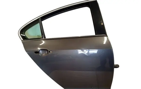 Opel Insignia A Rear door