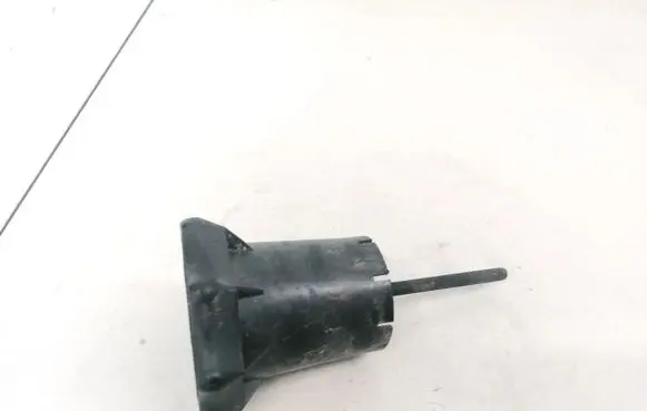 Audi A3 S3 8L Spare wheel bolt 