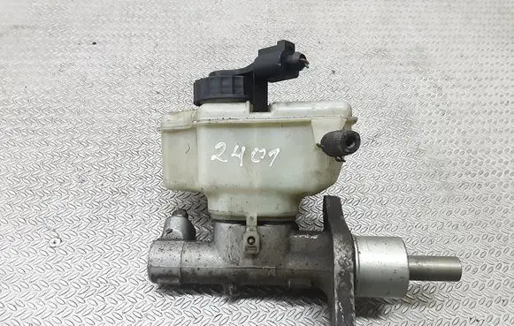 Volkswagen Golf V Master brake cylinder 1K1611301C