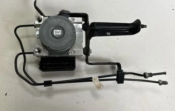 Ford Mustang VI ABS Pump GR3C2C405BC